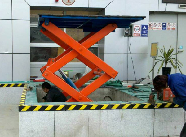 升降平台.jpg 升降平台.jpg